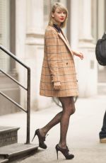 TAYLOR SWIFT Leaves Her Apartment in New York 1211
