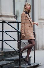 TAYLOR SWIFT Leaves Her Apartment in New York 1211