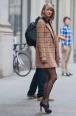 TAYLOR SWIFT Leaves Her Apartment in New York 1211
