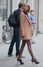 TAYLOR SWIFT Leaves Her Apartment in New York 1211
