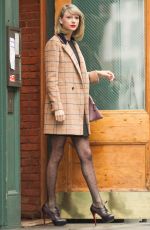TAYLOR SWIFT Leaves Her Apartment in New York 1211