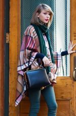 TAYLOR SWIFT Out and About in New York 1411