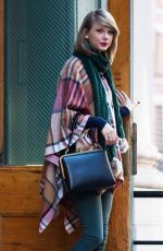 TAYLOR SWIFT Out and About in New York 1411