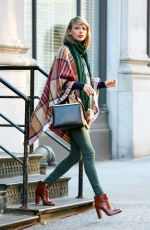 TAYLOR SWIFT Out and About in New York 1411