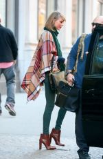 TAYLOR SWIFT Out and About in New York 1411