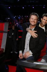 TAYLOR SWIFT Performs at The Voice in Los Angeles
