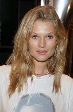 TONI GARRN at Streetwear Collection of Closed at Store Opening in Hamburg