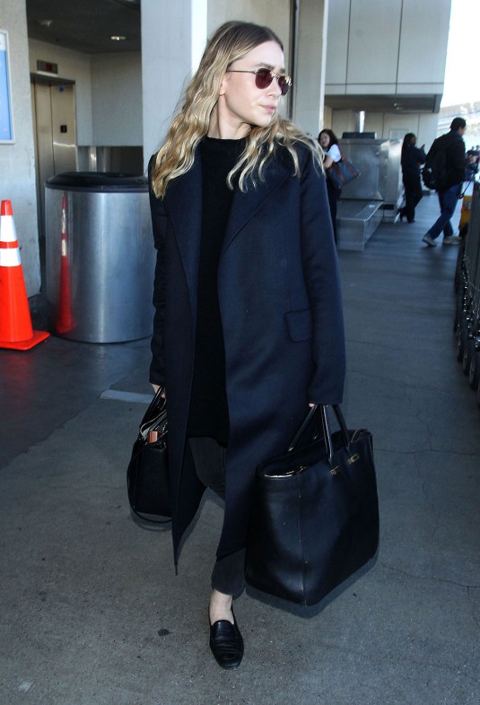 ASHLEY OLSEN at Los Angeles International Airport