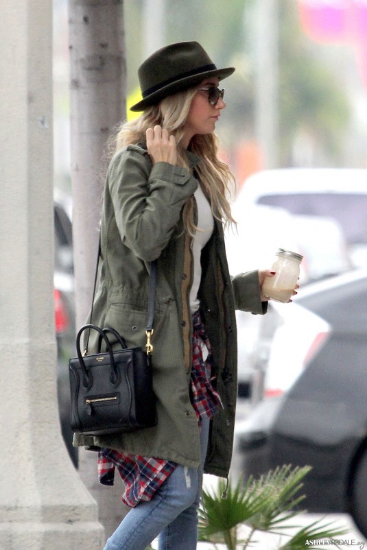 ASHLEY TISDALE Shopping in Hollywood