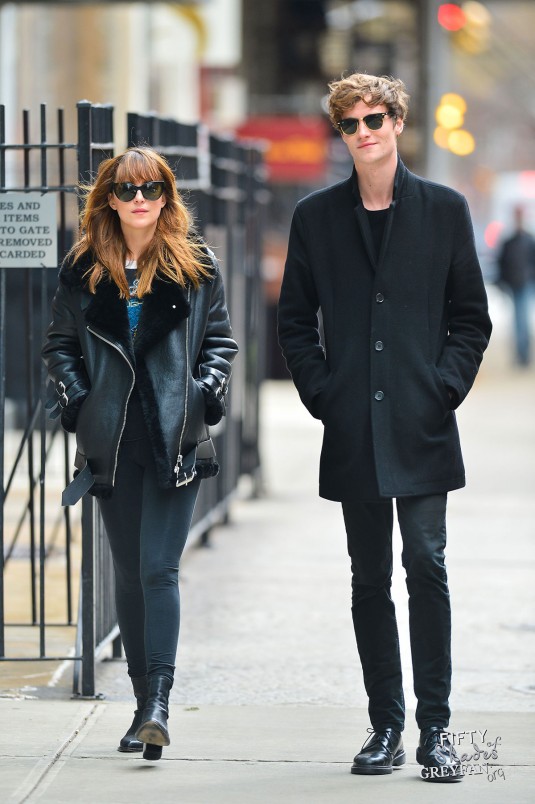 DAKOTA JOHNSON and Her Boyfriend Matthew Hitt