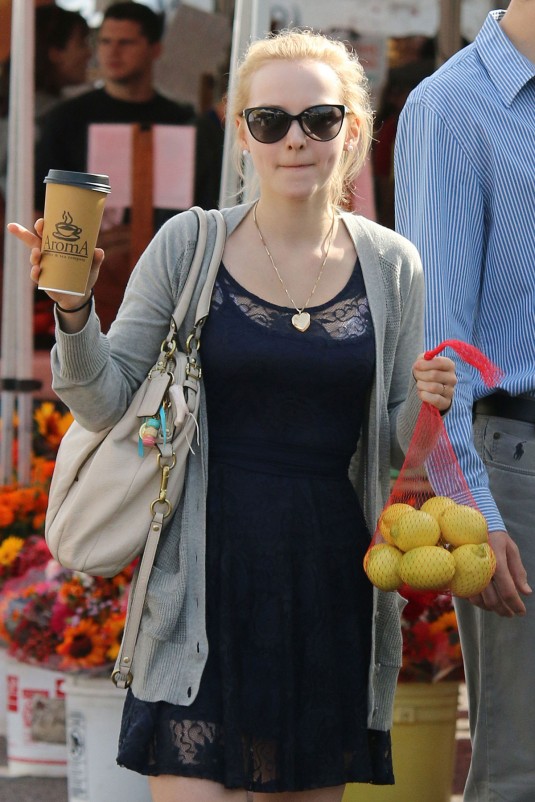 DOVE CAMERON at Farmer's Market
