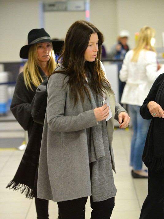 JESSICA BIEL at Los Angeles International Airport