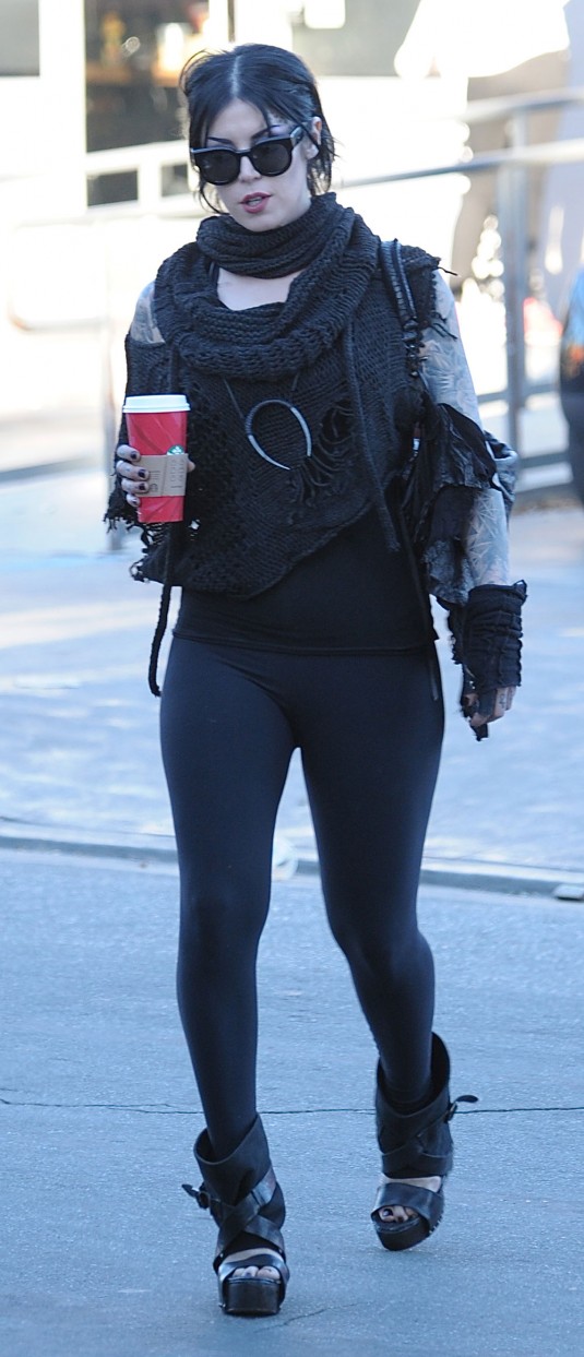 KAT VON D Shopping on Melrose