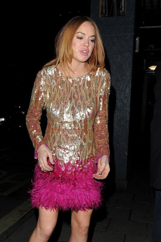 LINDSAY LOHAN Arrives at Chopard Party