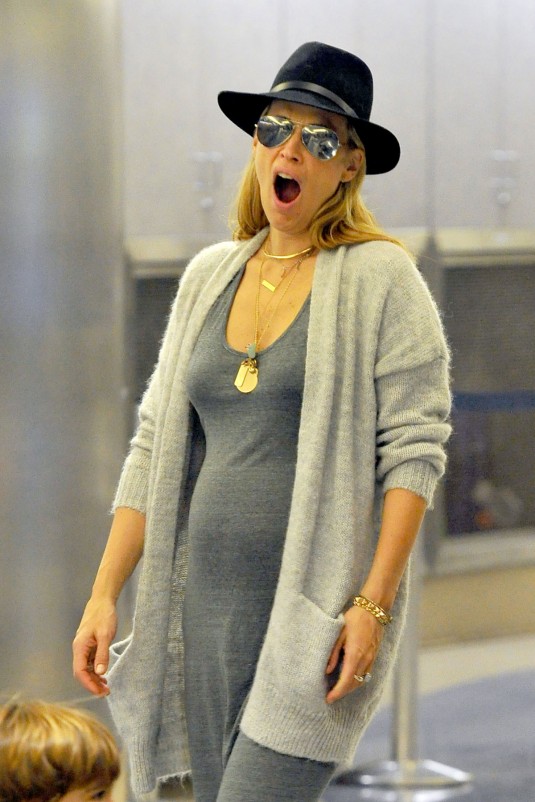 Pregnant MOLLY SIMS at LAX Airport