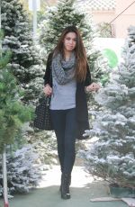 ASHLEY ARGOTA Out Sshopping for a Christmas Tree in Los Angles
