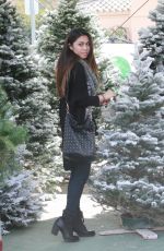 ASHLEY ARGOTA Out Sshopping for a Christmas Tree in Los Angles