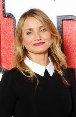 CAMERON DIAZ at Annie Photocall in London