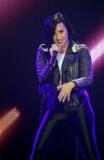 DEMI LOVATO at 103.5 Kiss FM Jingle Ball in Chicago