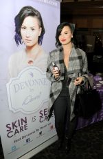 DEMI LOVATO at 2014 Kiis FM Jingle Ball in Los Angeles