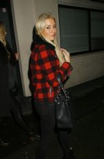 DENISE VAN OUTEN at Dukebox Night Club in London