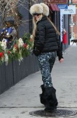 ELLE MACPHERSON Out and About in Aspen 2012