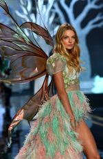 ENIKO MIHALIK at 2014 Victoria’s Secret Show in London