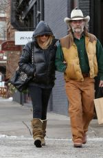 GOLDIE HAWN and Kurt Russell Out and About in Aspen