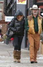 GOLDIE HAWN and Kurt Russell Out and About in Aspen