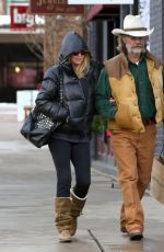 GOLDIE HAWN and Kurt Russell Out and About in Aspen