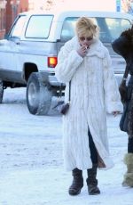 GOLDIE HAWN and MELANIE GRIFFITH Out and About in Aspen