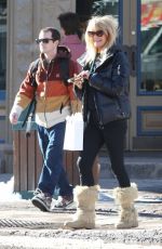 GOLDIE HAWN Out and About in Aspen 1912