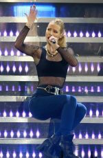 IGGY AZALEA at 103.5 Kiss FM Jingle Ball in Chicago