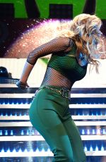 IGGY AZALEA at Y100 Jingle Ball in Miami