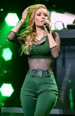 IGGY AZALEA at Y100 Jingle Ball in Miami