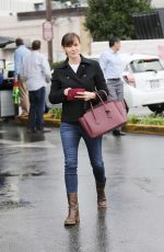 JENNIFER GARNER Arrives at Tavern Restaurant in Brentwood 1612