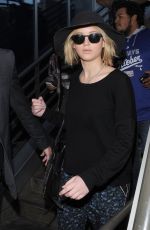 JENNIFER LAWRENCE Arrives at Los Angeles Inernational Airport 1812