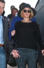 JENNIFER LAWRENCE Arrives at Los Angeles Inernational Airport 1812
