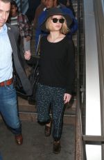 JENNIFER LAWRENCE Arrives at Los Angeles Inernational Airport 1812