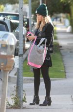 JESSICA ALBA Shopping at West Elm in West Hollywood