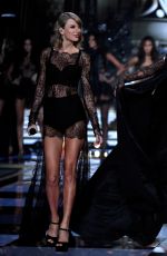 KARLIE KLOSS at 2014 Victoria’s Secret Show in London
