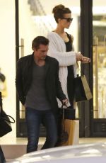 KATE BECKINSALE and Len Wiseman Shopping at Barneys New York in Los Angeles