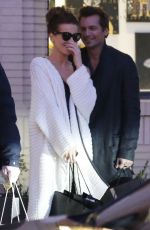 KATE BECKINSALE and Len Wiseman Shopping at Barneys New York in Los Angeles