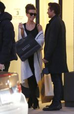KATE BECKINSALE and Len Wiseman Shopping at Barneys New York in Los Angeles