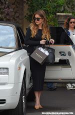 KHLOE KARDASHIAN Arrives at Epione Cosmetic Laser Center in Beverly Hills
