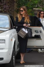 KHLOE KARDASHIAN Arrives at Epione Cosmetic Laser Center in Beverly Hills