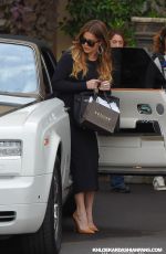 KHLOE KARDASHIAN Arrives at Epione Cosmetic Laser Center in Beverly Hills