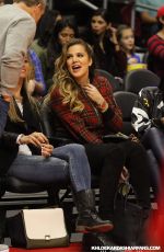 KHLOE KARDASHIAN at Detroit Pistons vs Los Angeles Clippers in Los Angeles