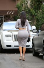 KIM KARDASHIAN Arrives at Epione Cosmetic Laser Center in Beverly Hills