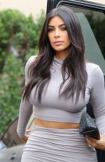 KIM KARDASHIAN Arrives at Epione Cosmetic Laser Center in Beverly Hills